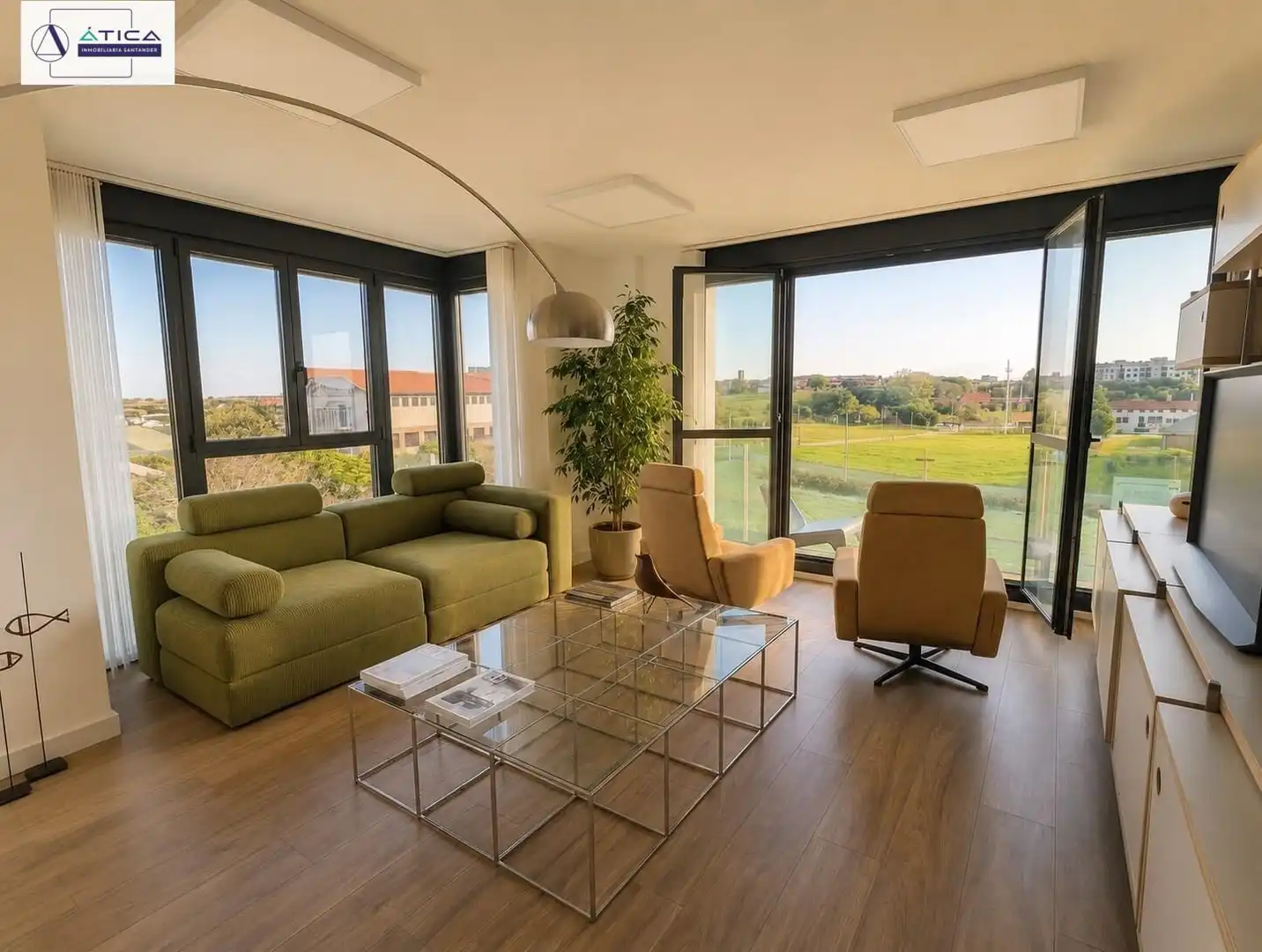 Sala de estar de Piso en venta en Santa Cruz de Bezana con Terraza y Trastero