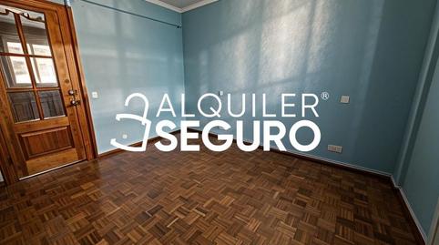 Foto 3 de Piso de alquiler en Ramón Serrano, Puerta Bonita, Madrid