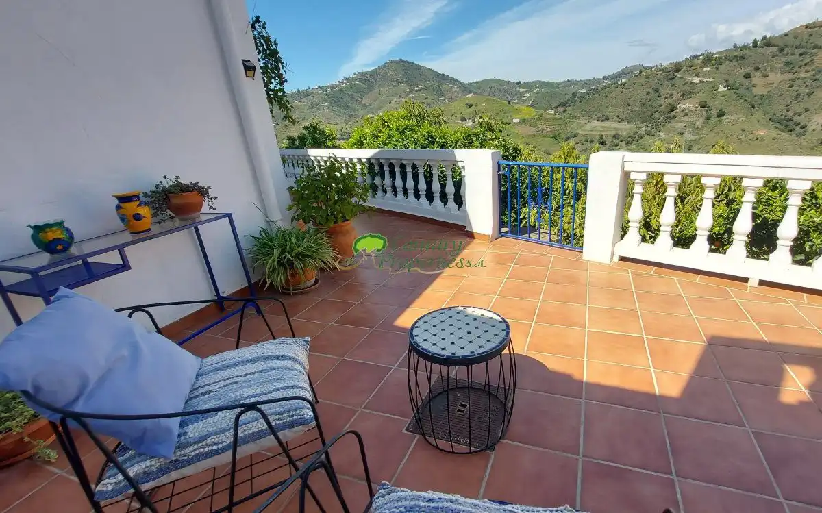 Terraza de Finca rústica en venta en Torrox con Aire acondicionado, Calefacción y Jardín privado