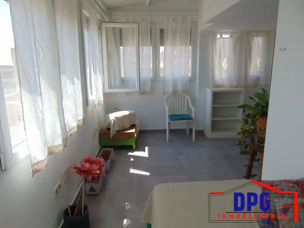 Habitación de Dúplex en venta en Garrucha con Aire acondicionado, Terraza y Amueblado