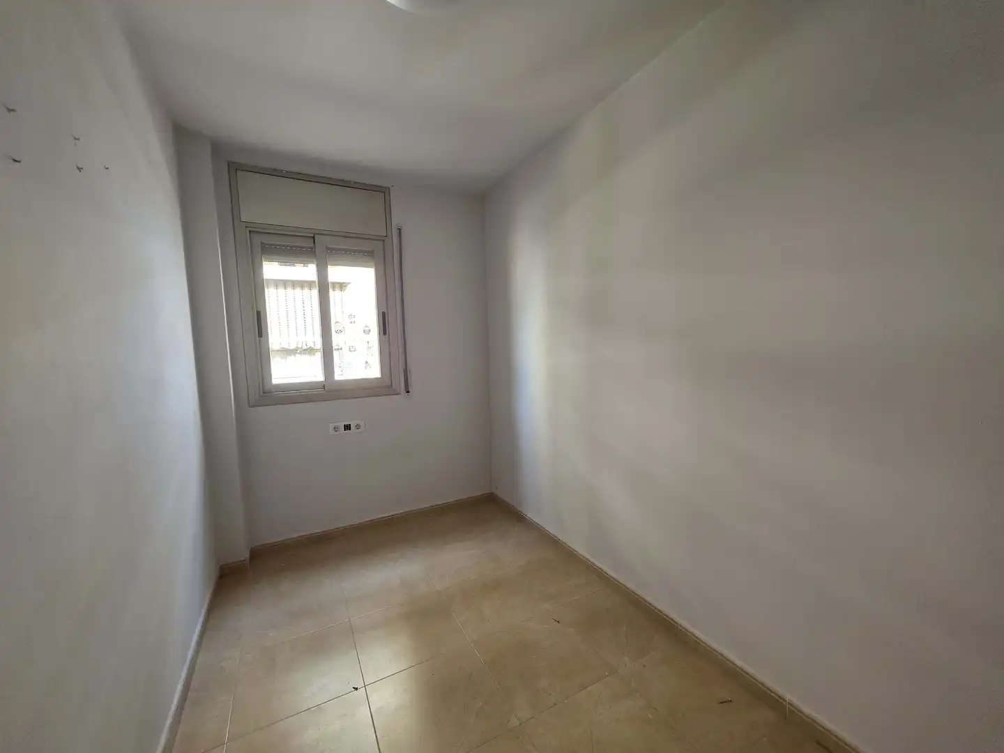 Schlafzimmer von Wohnung zum Verkauf in Torredembarra mit Klimaanlage, Heizung und Balkon