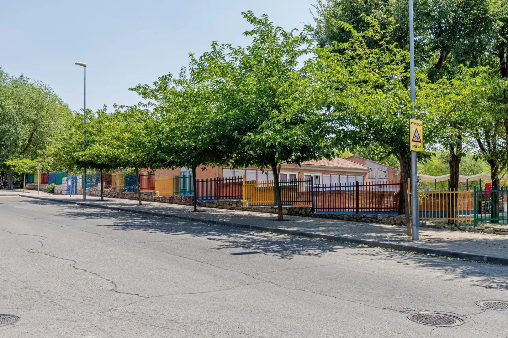 Vista exterior de Casa o chalet en venta en Colmenar Viejo con Calefacción, Jardín privado y Terraza