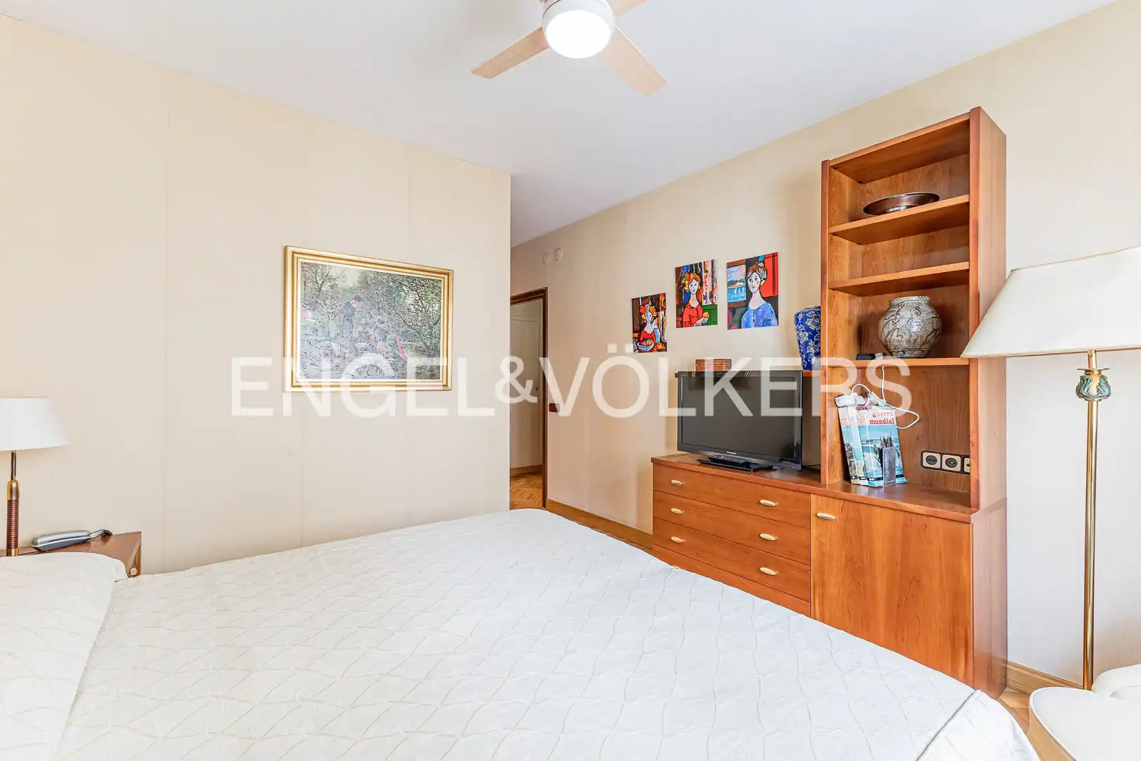 Habitación de Piso en venta en Barcelona con Calefacción y Balcón