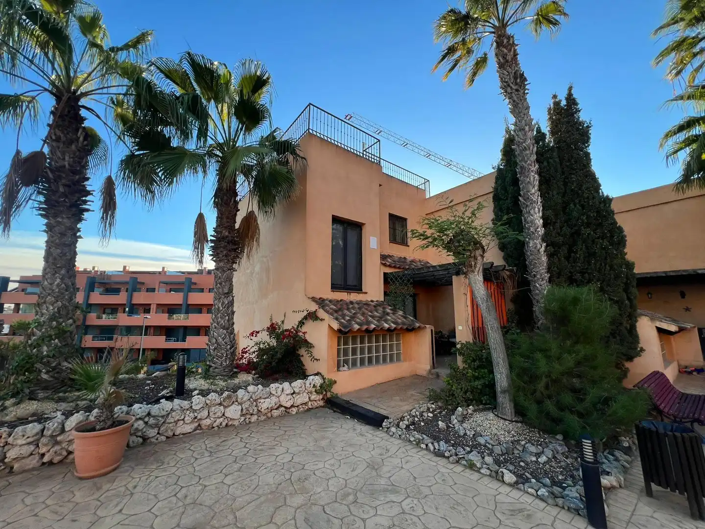 Casa o xalet en venda a Calle Calle Gigantes y Cabezudos, Villamartín - Las Filipinas