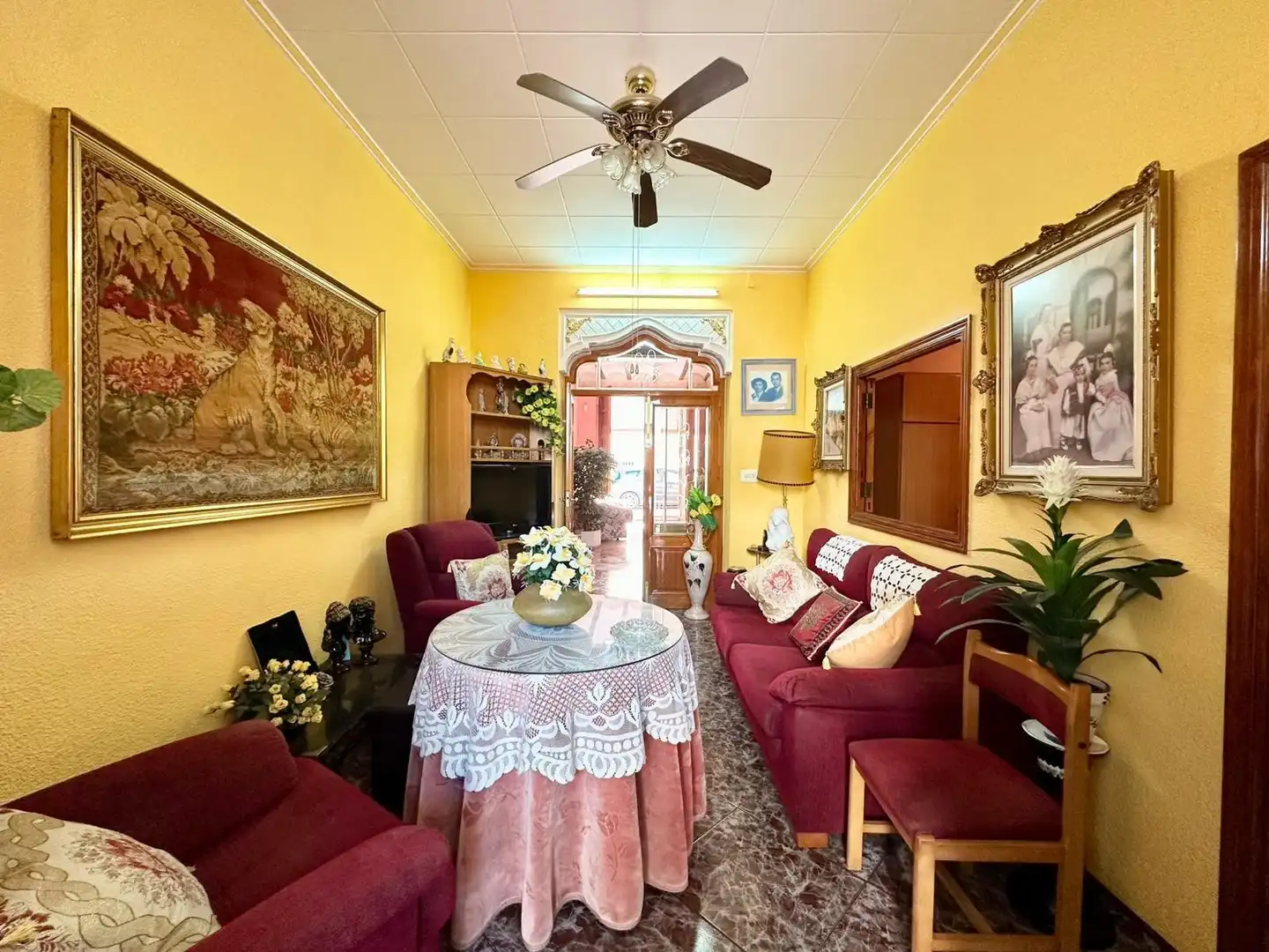 Sala de estar de Casa o chalet en venta en Alberic con Terraza, Trastero y Amueblado