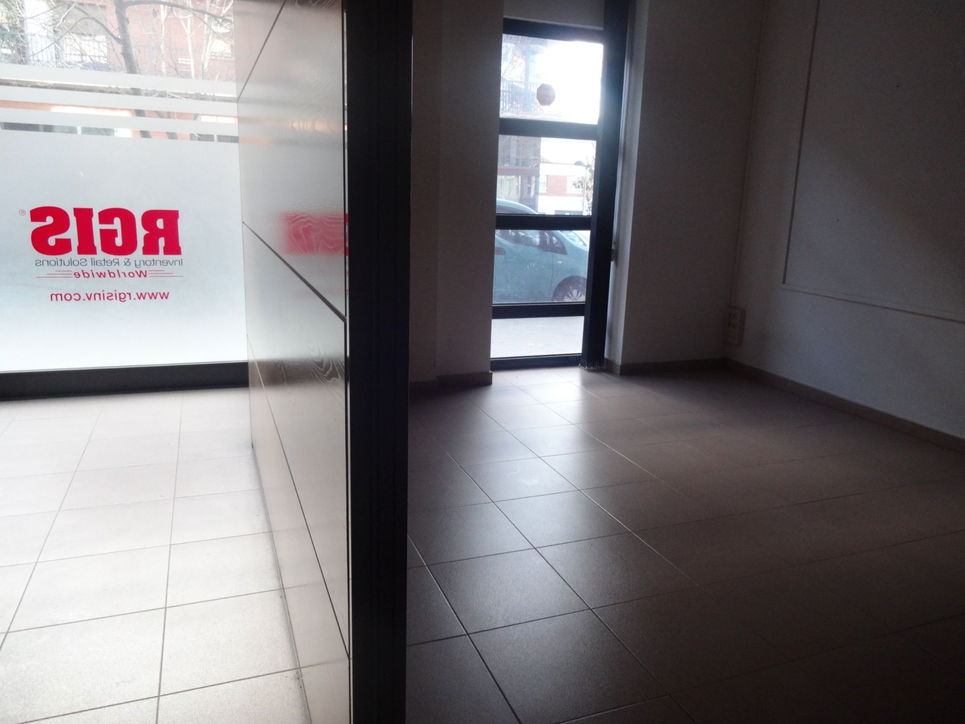 Premises for sale in Rubí  with Air Conditioner