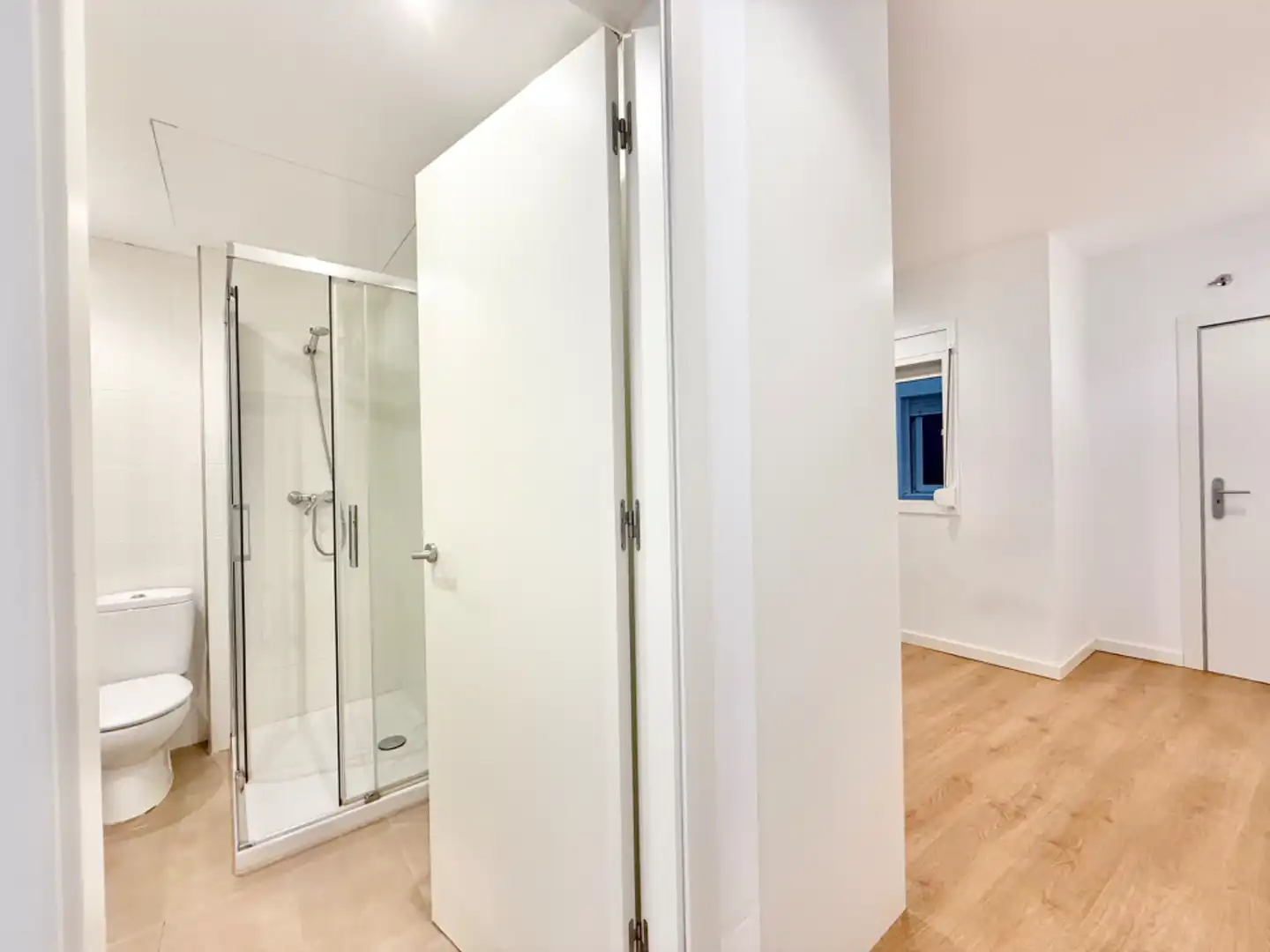 Baño de Estudio en venta en Barcelona con Aire acondicionado, Calefacción y Parquet