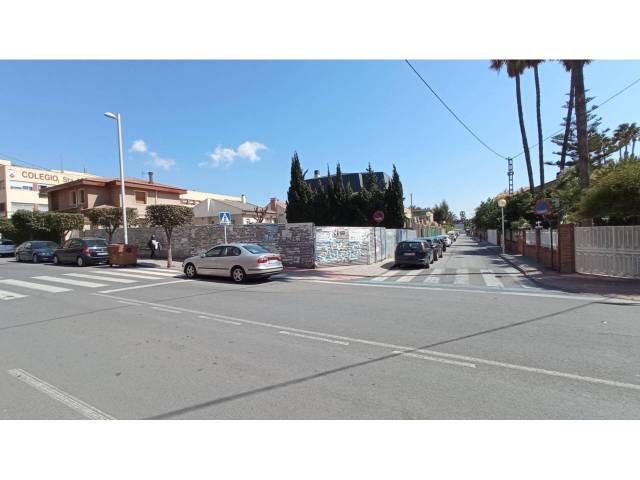 Terreno residencial en Venta en LOS TILOS, 1 en Las Trescientas - San Francisco - Ciudad Vergel