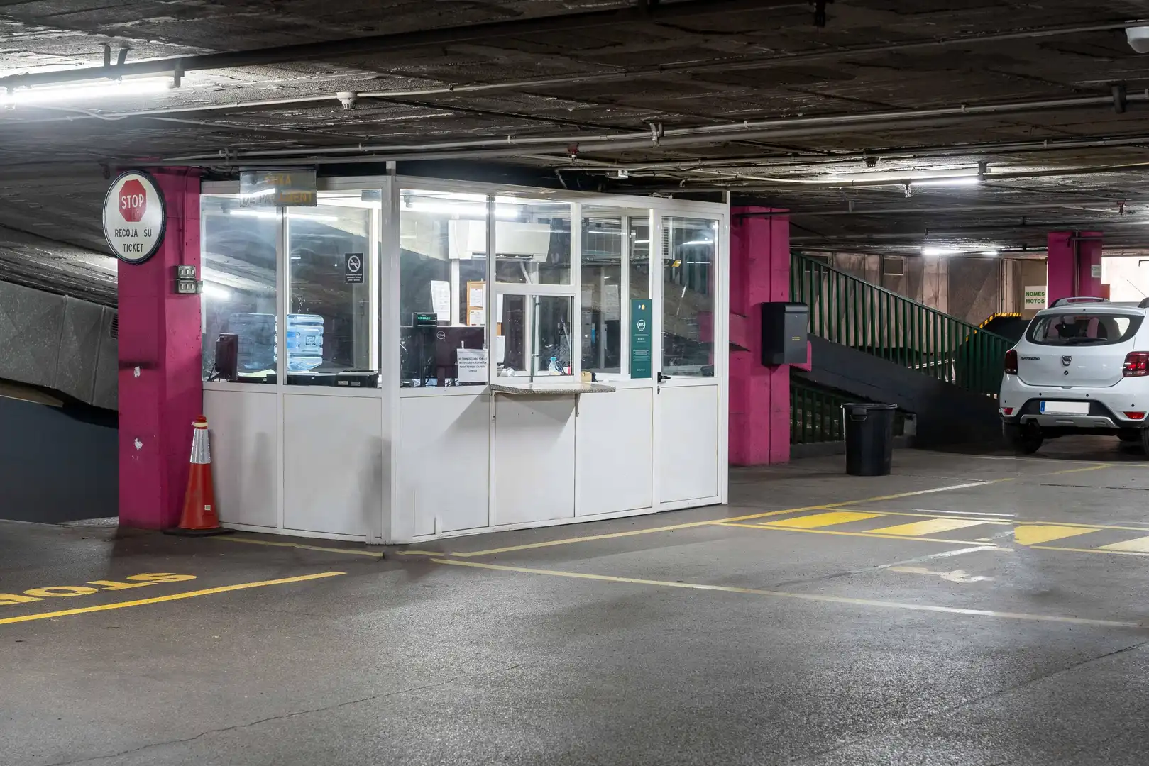 Garage for rent in Barcelona