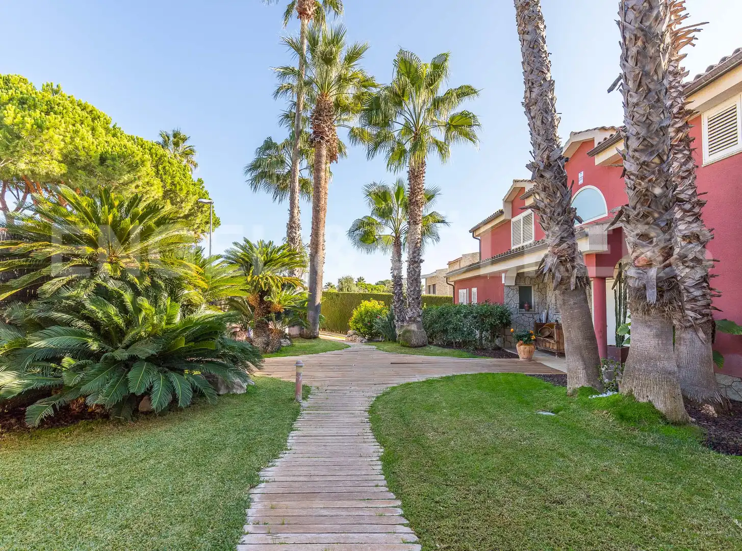 Jardín de Casa o chalet en venta en Alella con Aire acondicionado, Calefacción y Jardín privado