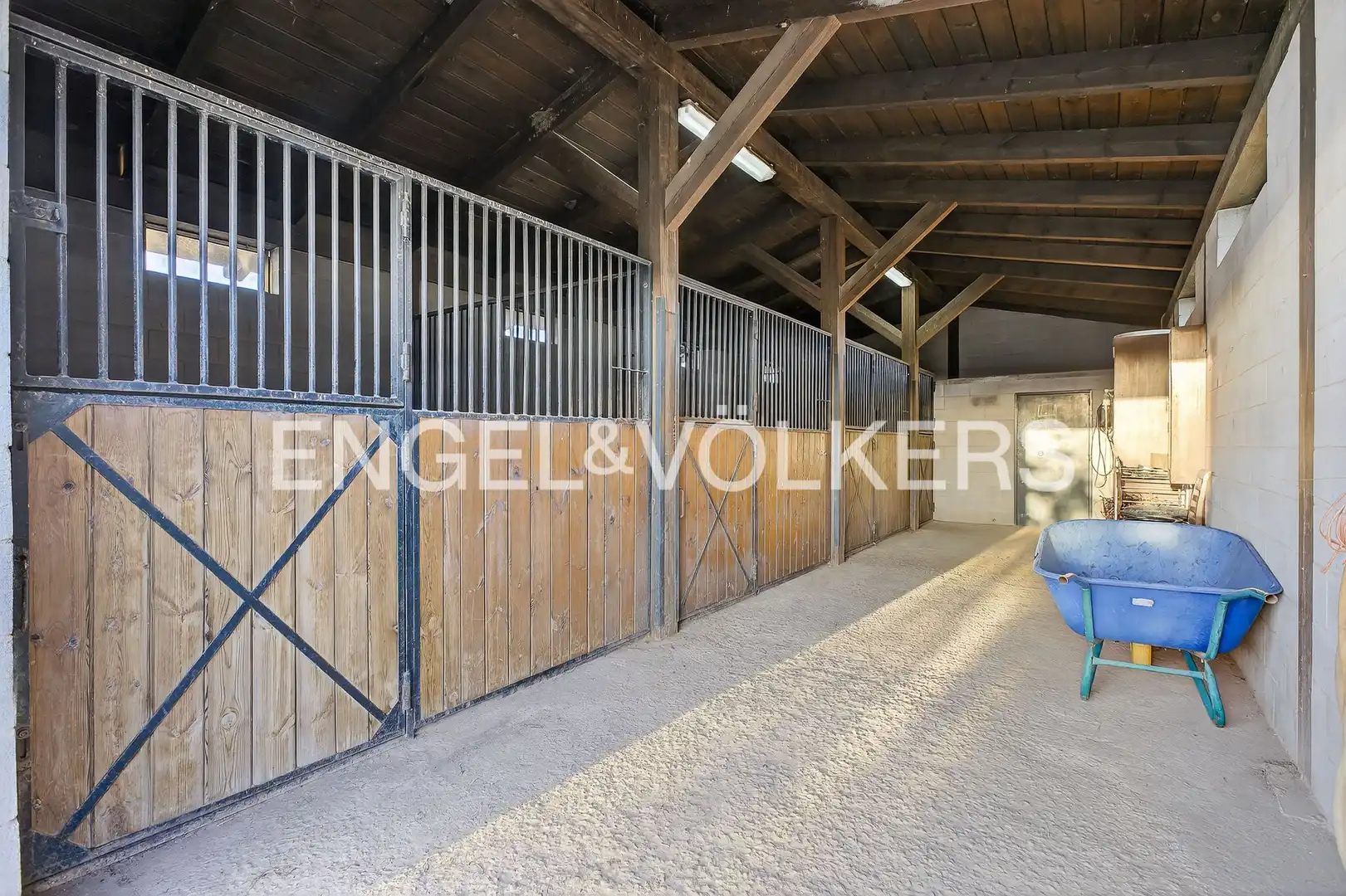 Finca rústica en venta en La Puebla del Río con Aire acondicionado, Calefacción y Jardín privado