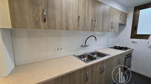 Foto 2 de Casa adosada en venda a Carretera de Les Feixes, 50, Olot, Girona