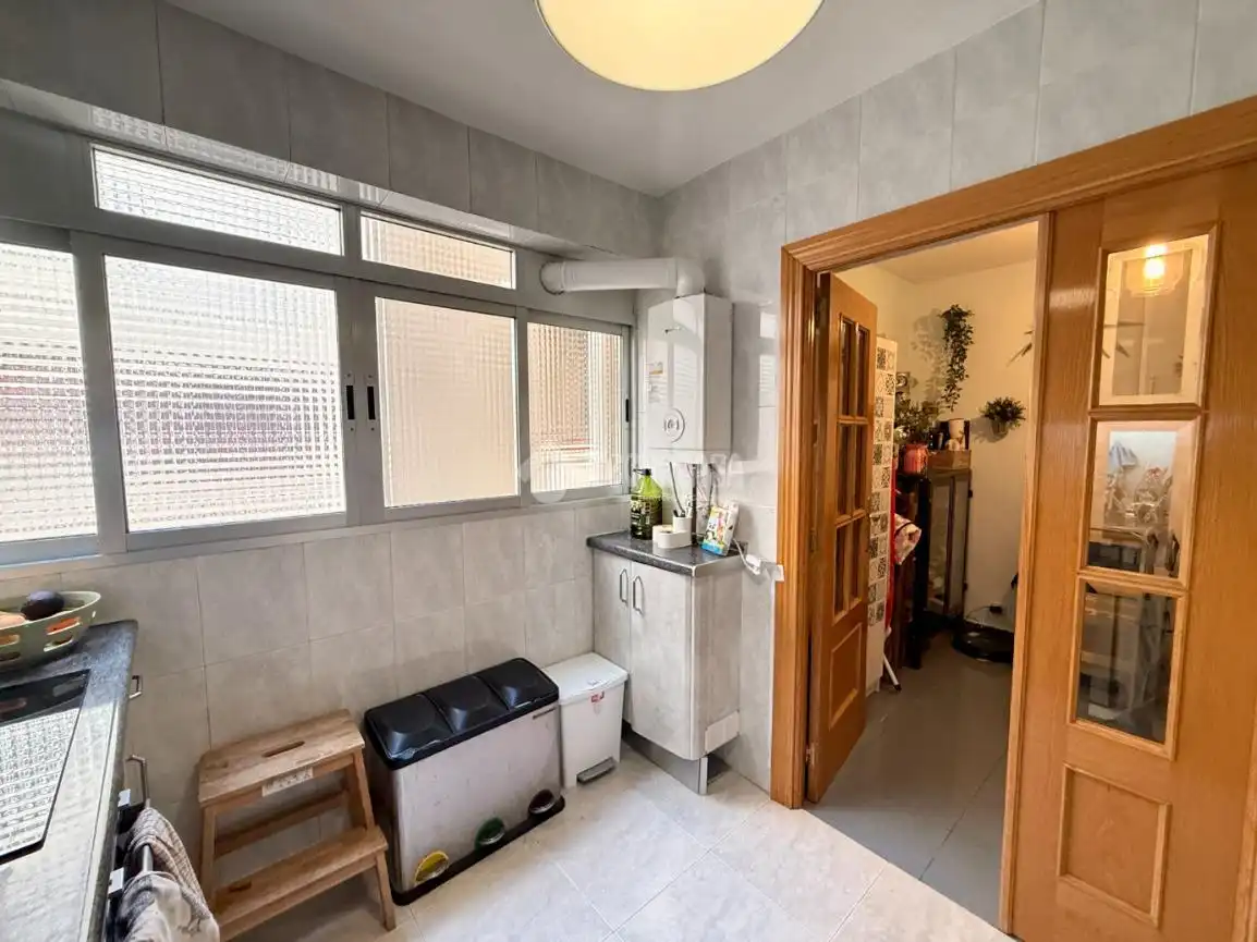 Wohnung zum Verkauf in Madrid mit Klimaanlage, Heizung und Parkett