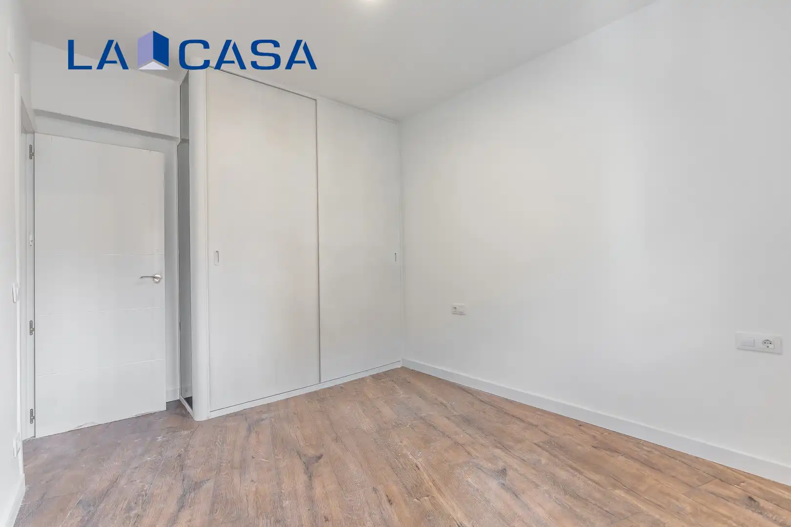 Habitación de Piso en venta en Madrid con Calefacción y Terraza