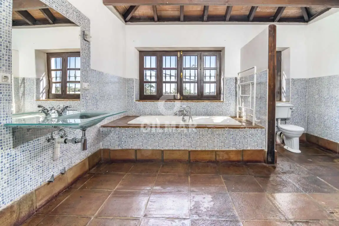 Chalet con piscina en venta en San Enrique - Guadiaro -  Pueblo Nuevo, imagen 35