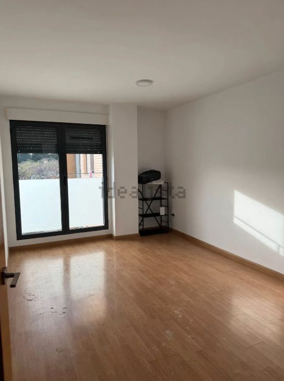 Dormitori de Pis de lloguer en Bétera amb Aire condicionat, Parquet i Forn