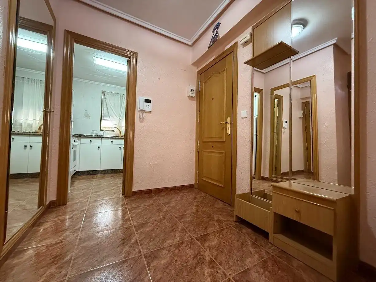 Piso en venta en Alaquàs con Amueblado y Balcón