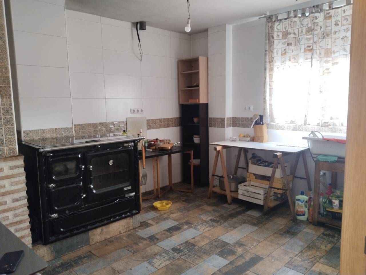 Cuina de Casa adosada en venda en Burgos Capital amb Calefacció, Parquet i Terrassa