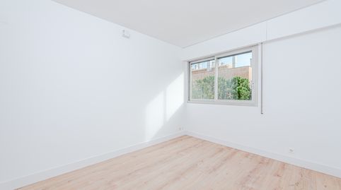 Foto 3 de Piso en venta en J. Antonio Navarrete, 1, Conde Orgaz - Piovera, Madrid Capital