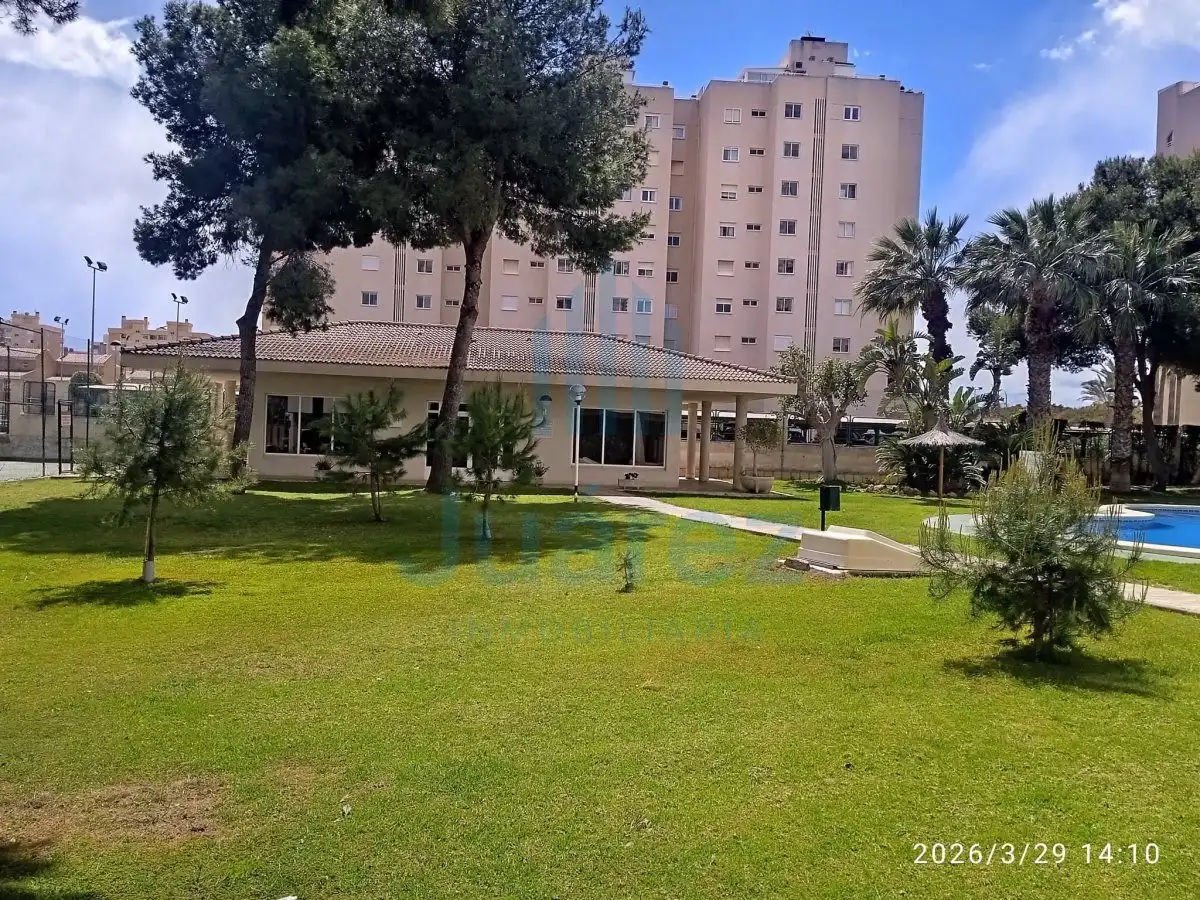 Vista exterior de Piso en venta en Alicante / Alacant con Aire acondicionado, Calefacción y Terraza