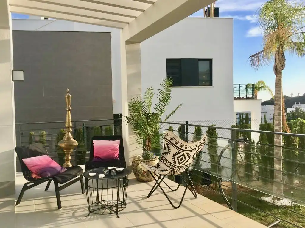 Terrace of Houses for rent in Estepona  with Air Conditioner, Private garden and Swimming Pool