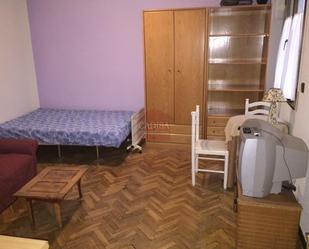 Bedroom of Study to rent in Salamanca Capital  with Heating, Parquet flooring and Terrace