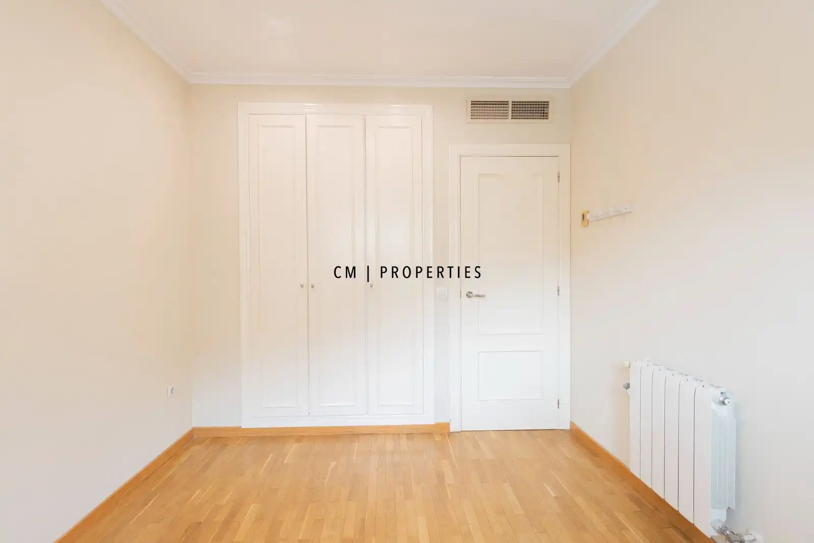 Habitación de Piso de alquiler en Valencia con Aire acondicionado, Calefacción y Parquet