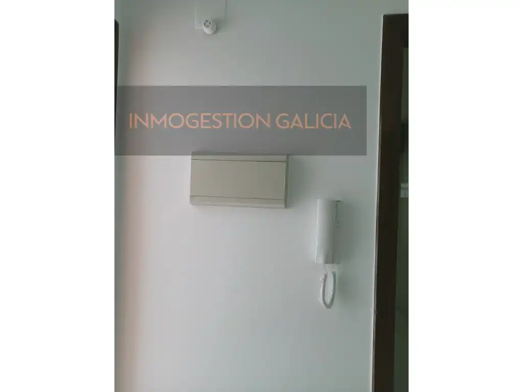 Edificio en venta en Plaza Campo Da Feira, Cerceda