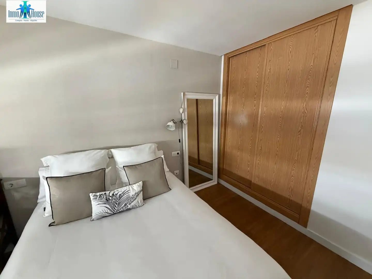 Habitación de Ático de alquiler en Albacete con Aire acondicionado, Calefacción y Parquet