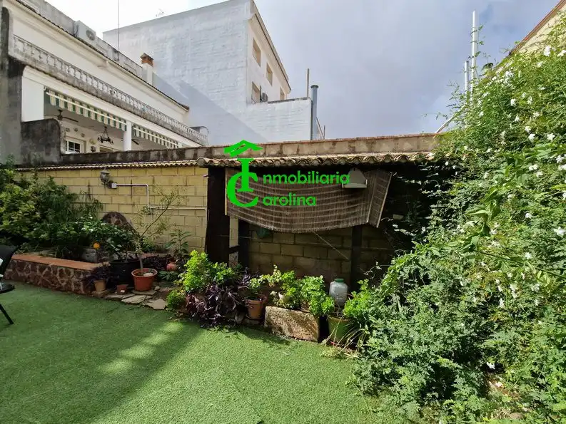 Garden of Houses for sale in La Carolina  with Air Conditioner, Heating and Private garden