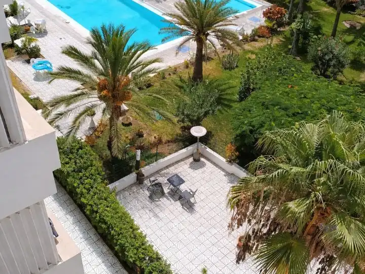 Piso con piscina en venta en Avenida 8 de marzo 27, imagen 9