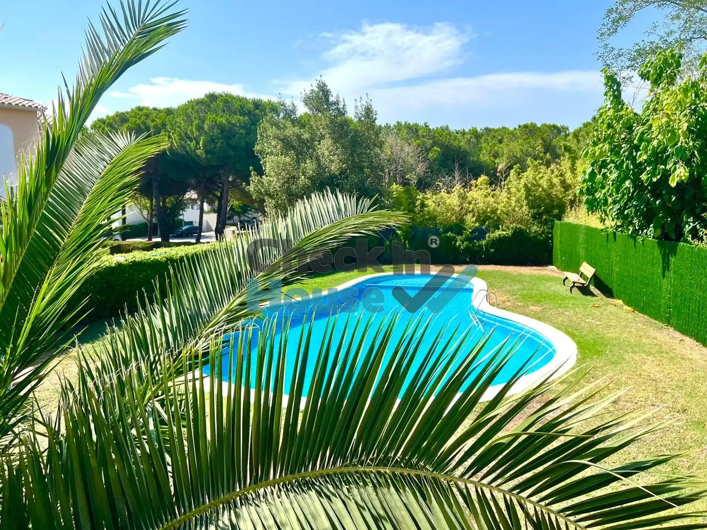 Piscina de Casa adosada de lloguer en Castell d'Aro, Platja d'Aro i s'Agaró amb Aire condicionat, Calefacció i Jardí privat