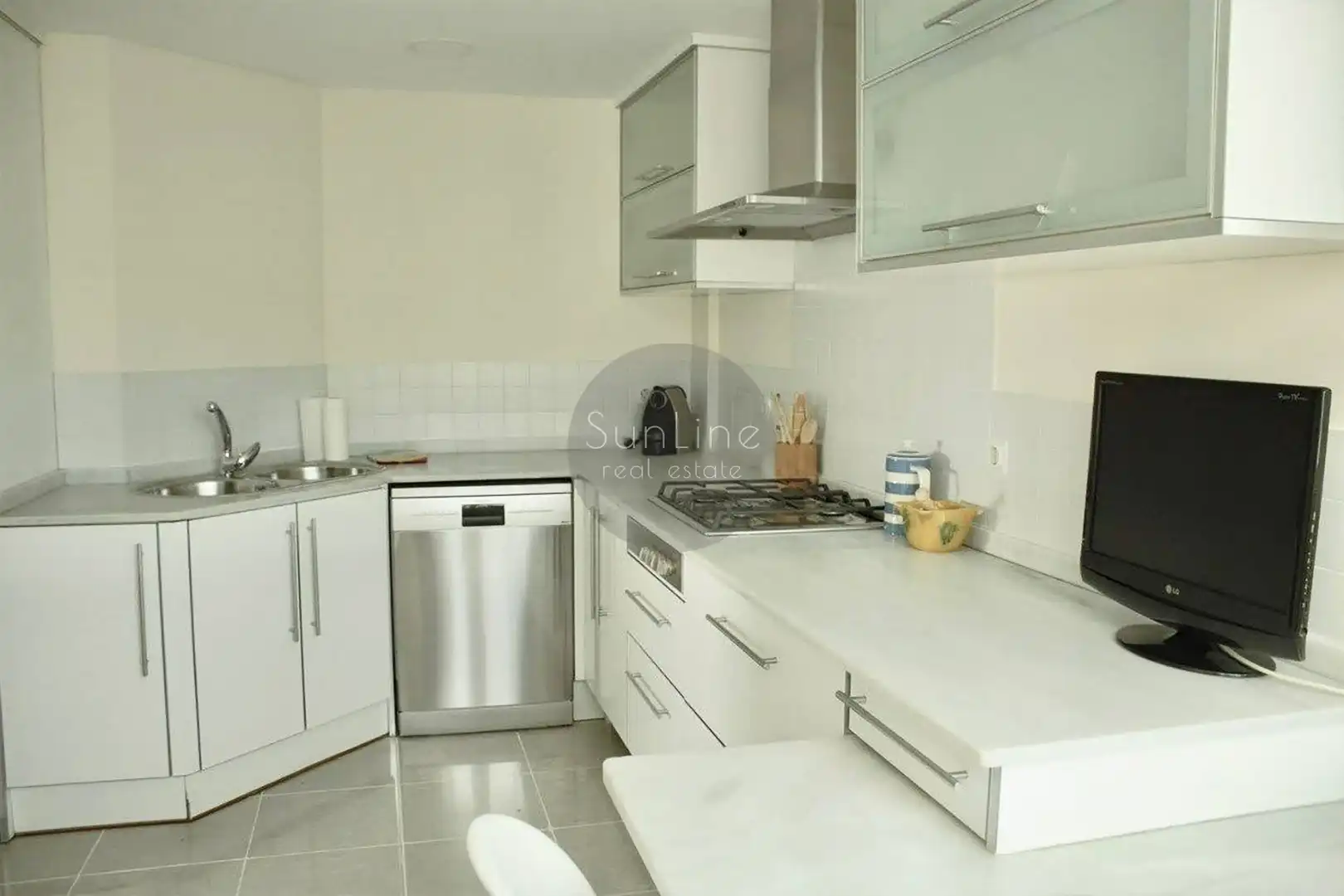 Kitchen of Flat for rent in Valencia  with Furnished and Balcony