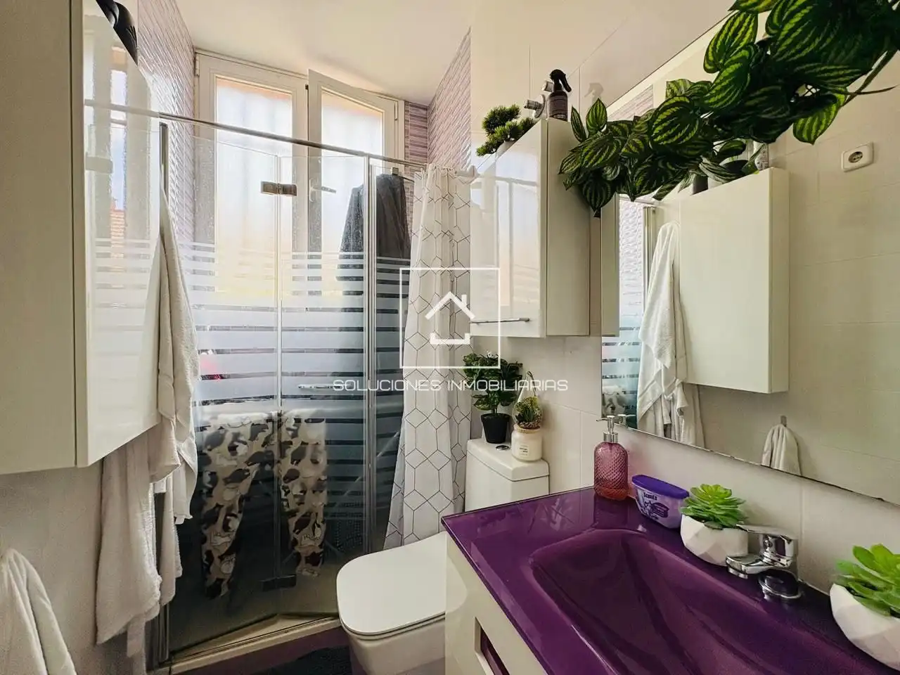 Baño de Planta baja en venta en Getafe con Aire acondicionado