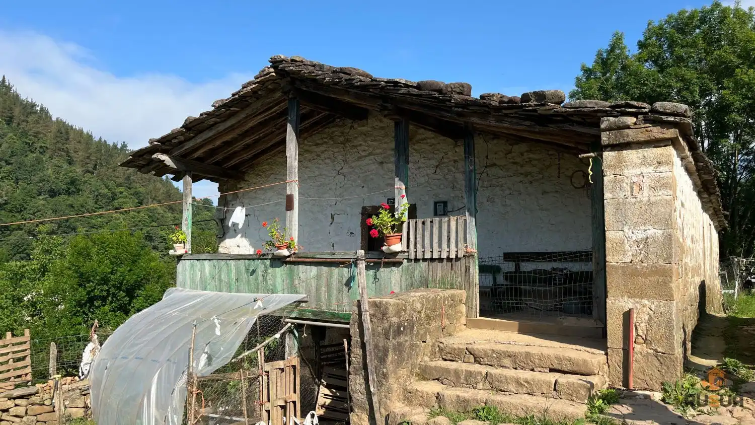 Casa rústica con terraza en venta en EL CRUCE 27