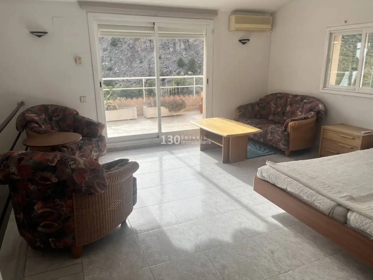 Sala de estar de Casa o chalet en venta en Sitges con Aire acondicionado, Jardín privado y Terraza