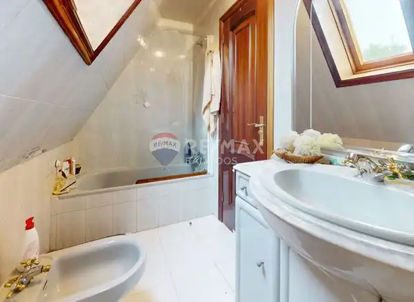 Bathroom of Houses for sale in Vigo   with Heating, Private garden and Storage room