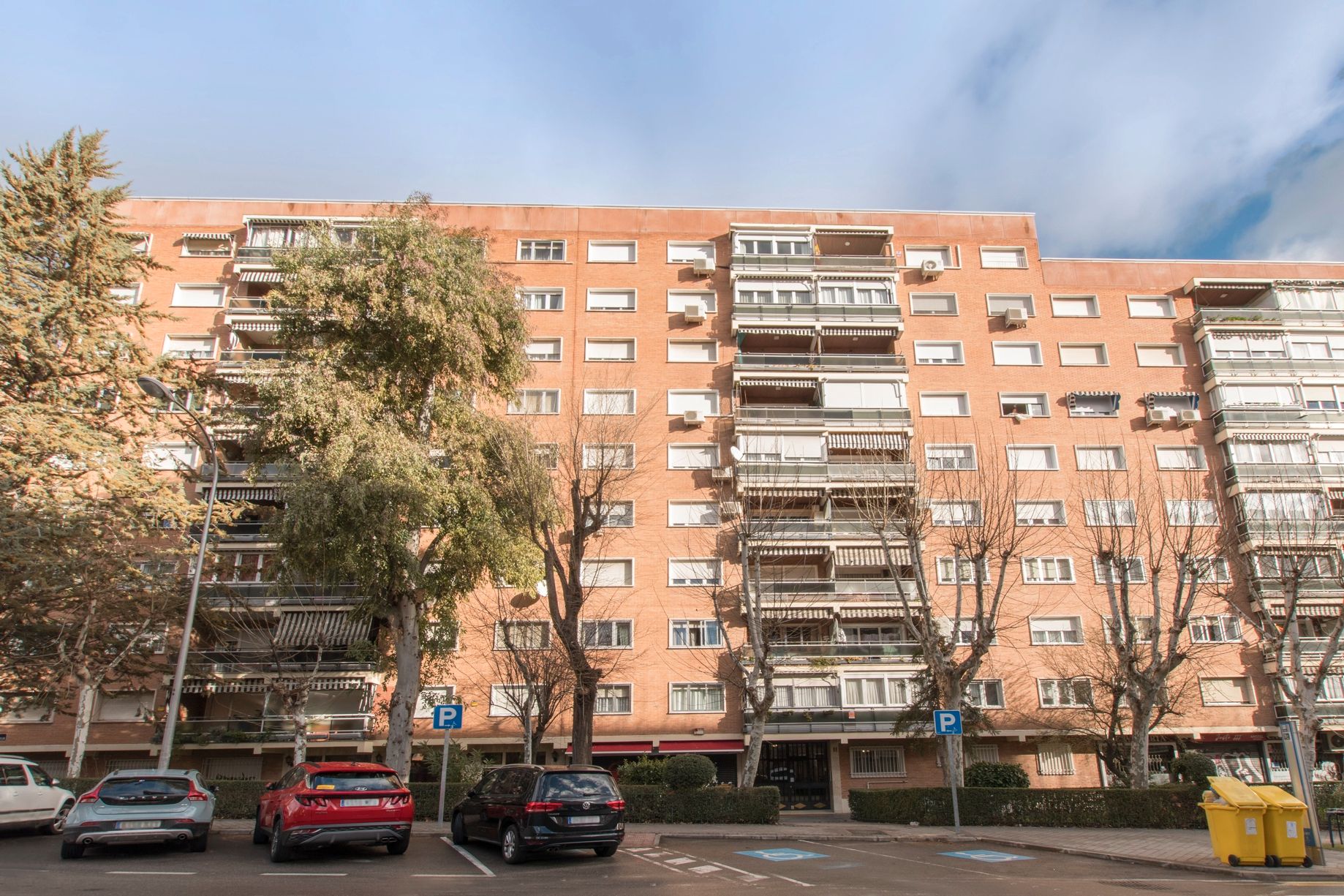 Vista exterior de Piso en venta en  Madrid Capital con Calefacción y Amueblado