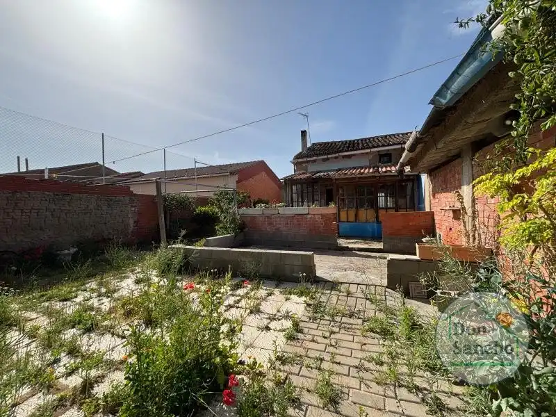 Casa o chalet en venta en Rueda con Trastero