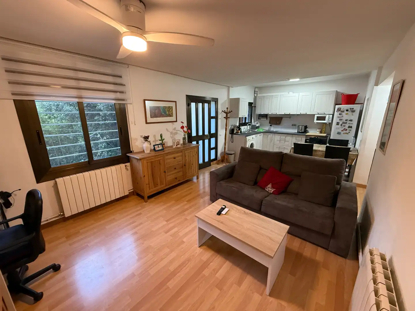 Living room of Flat for sale in L'Ametlla del Vallès  with Air Conditioner, Heating and Furnished