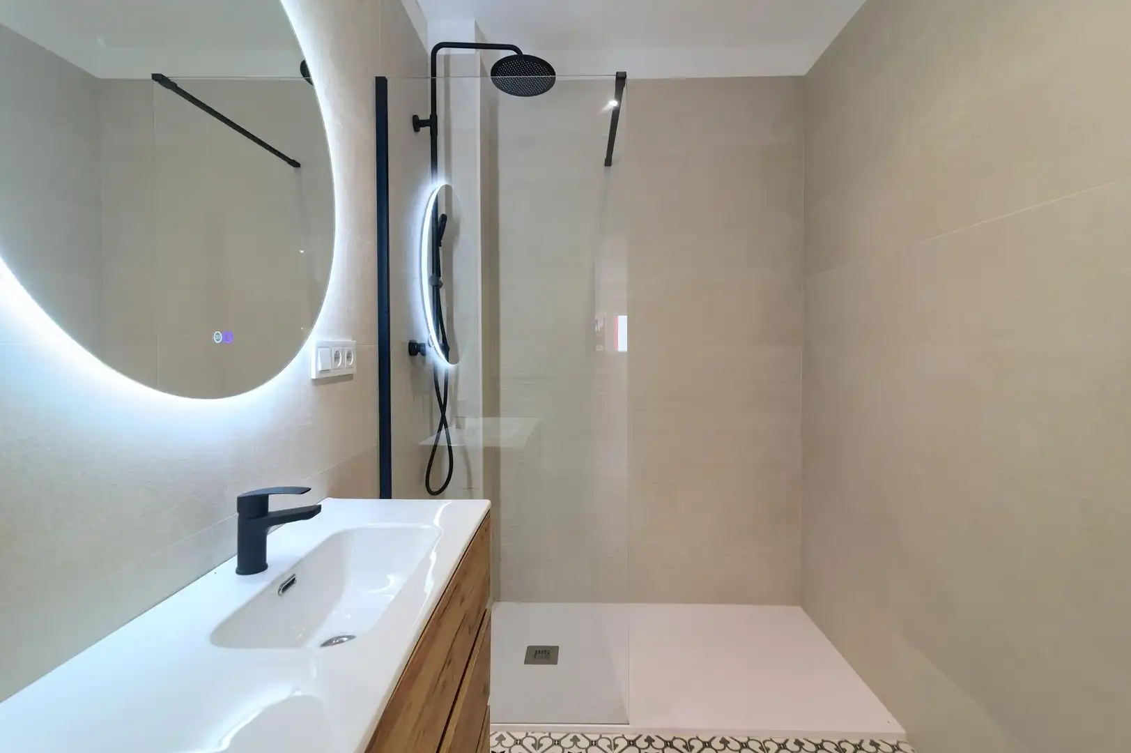 Bathroom of Lofts for sale in Poblats Marítims