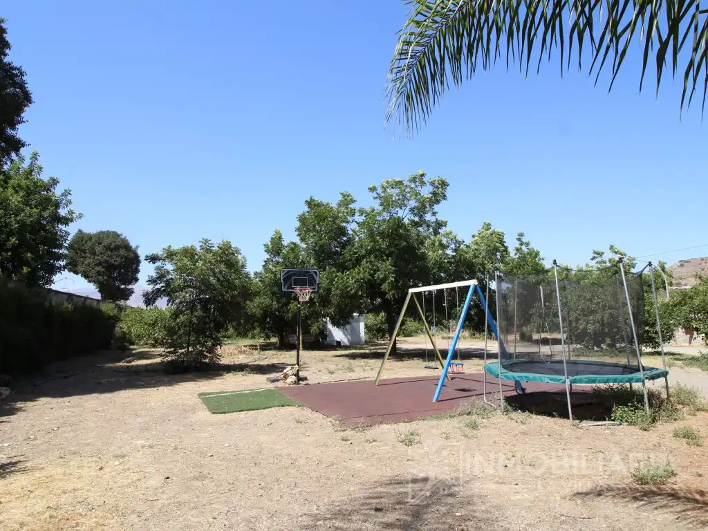 Casa o xalet en venda en Álora amb Aire condicionat, Jardí privat i Terrassa