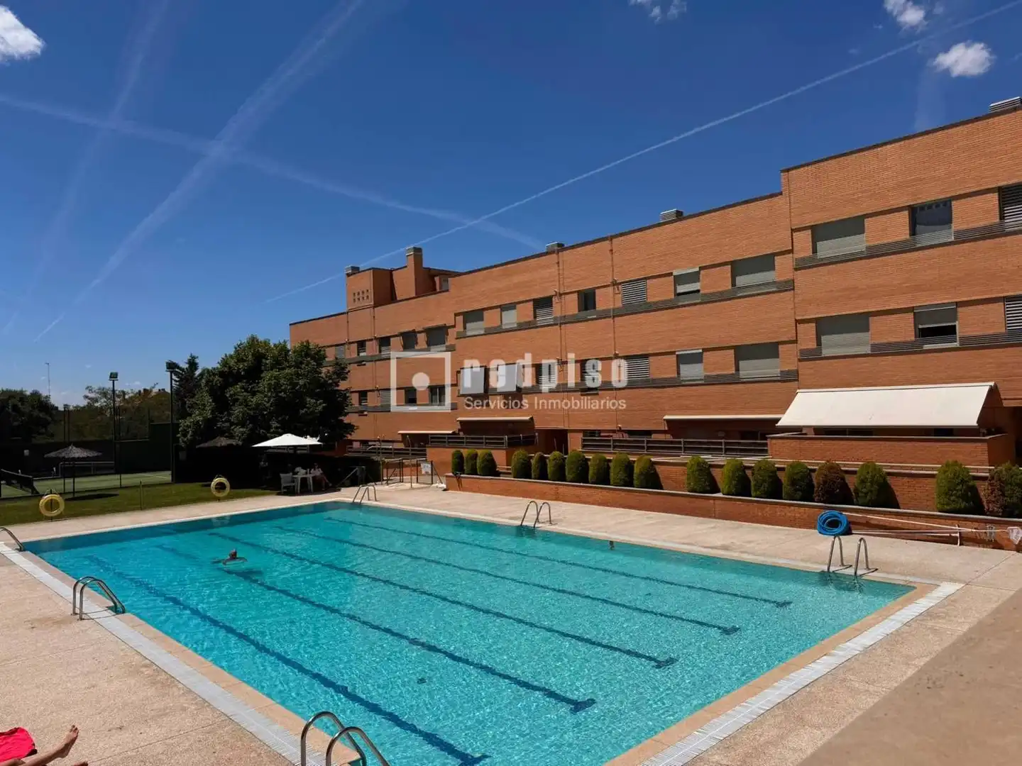 Schwimmbecken von Wohnung zum Verkauf in Arroyomolinos (Madrid) mit Klimaanlage, Heizung und Privatgarten