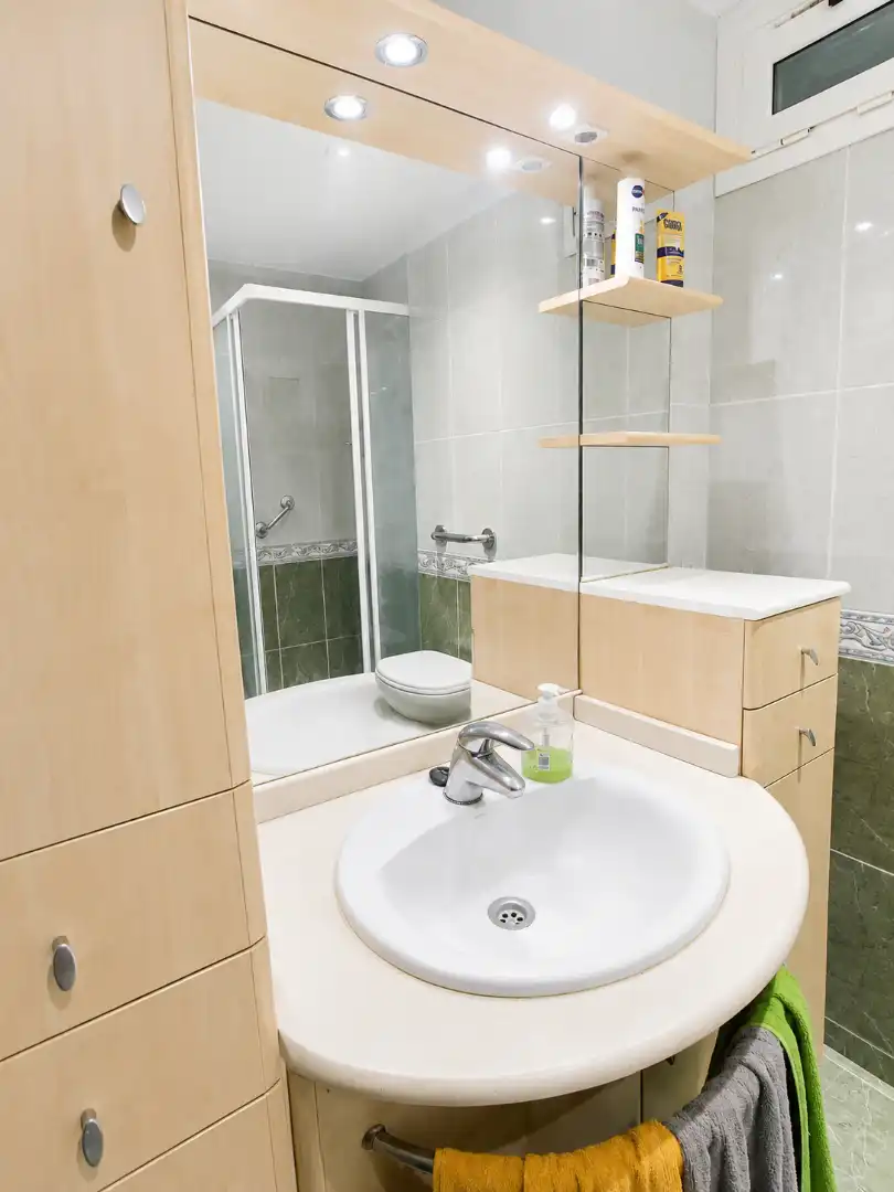 Baño de Dúplex en venta en Barcelona con Calefacción, Amueblado y Horno