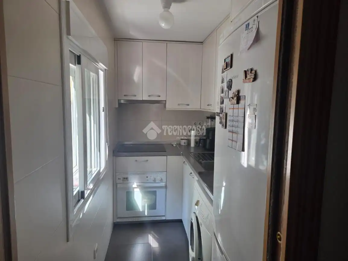 Kitchen of Flat for sale in Madrid