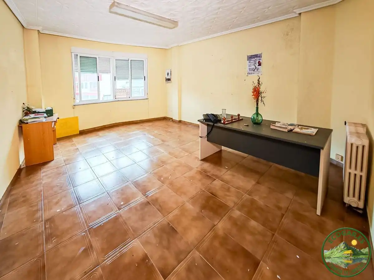 Pis en venda a Cacabelos