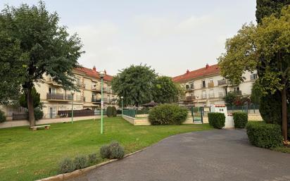 Vista exterior de Àtic en venda en L'Eliana amb Aire condicionat i Balcó