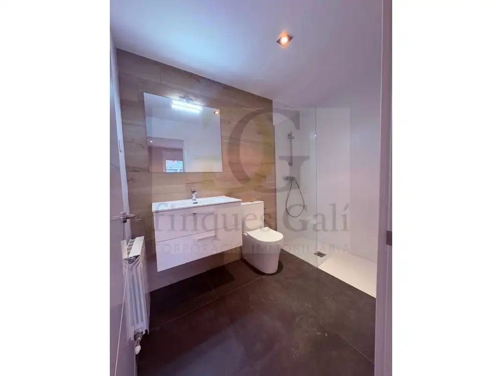 Baño de Piso en venta en Bases de Manresa - Carretera de Santpedor