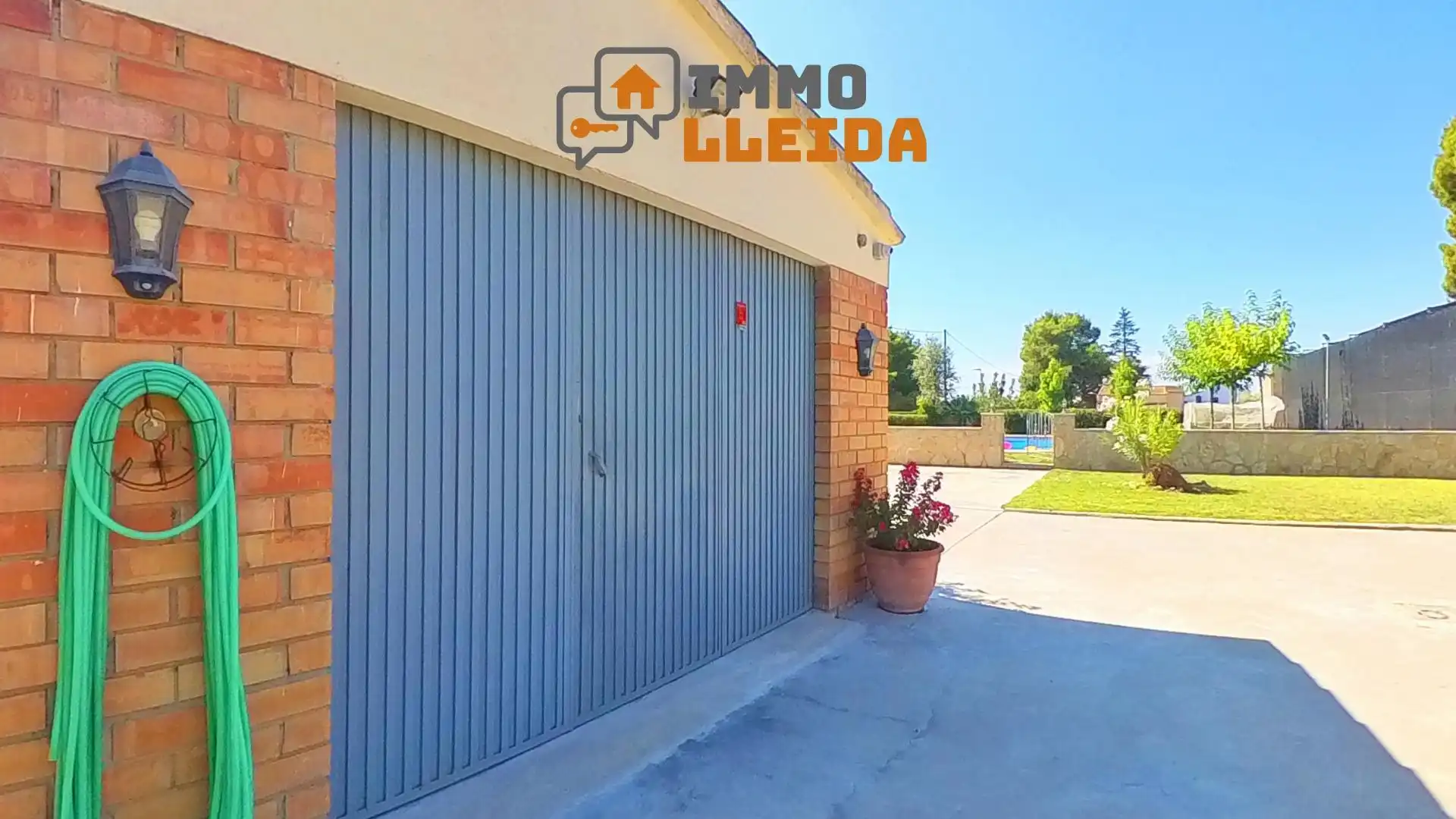 Vista exterior de Casa o chalet en venta en Rosselló con Terraza, Trastero y Piscina