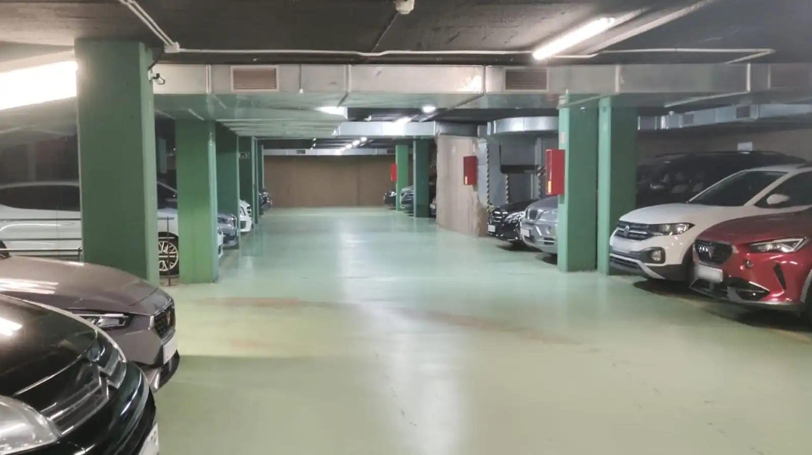 Parkplatz von Garage zur Miete in Barcelona